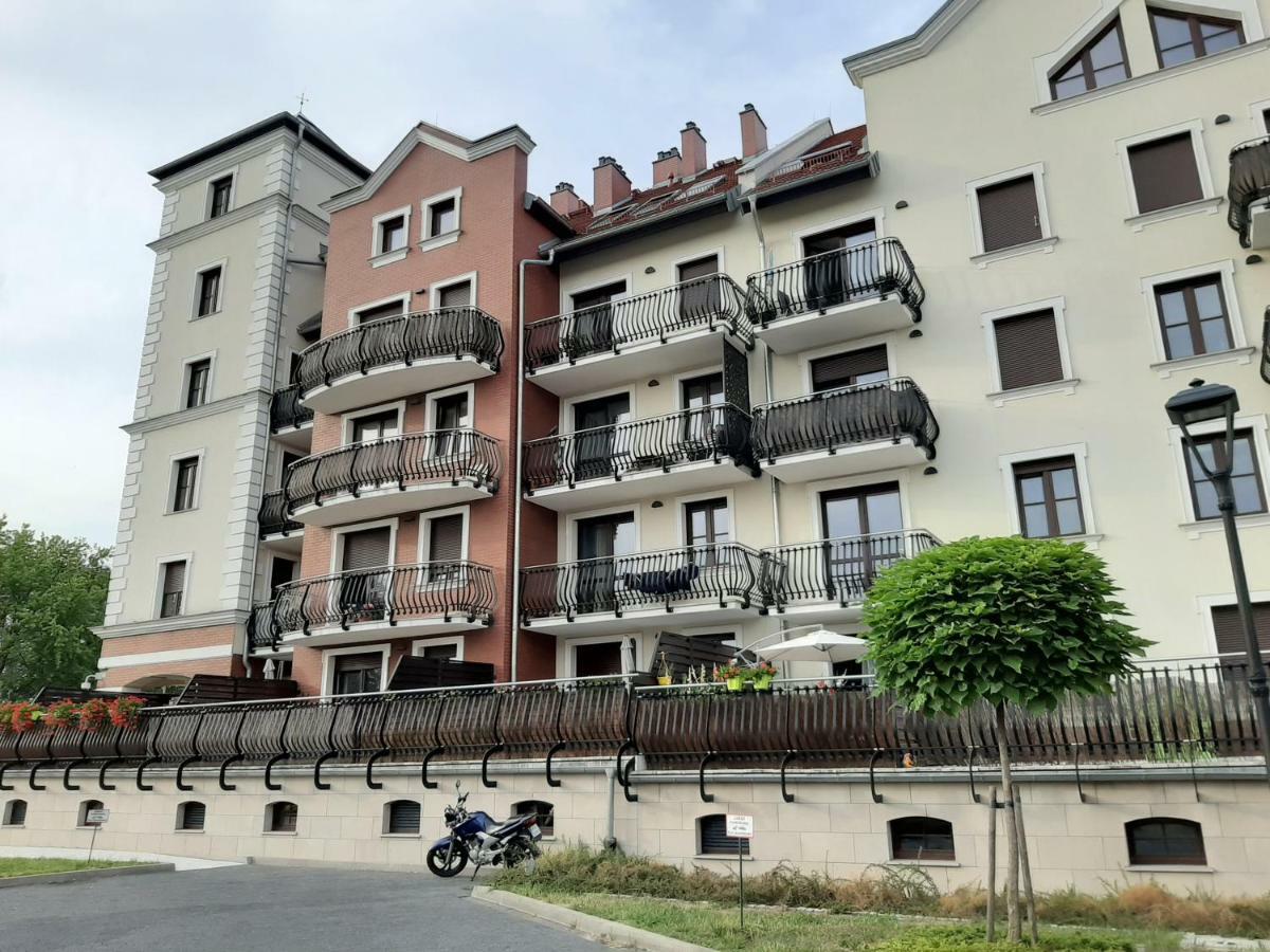 Apartamenty Lubin - Kamieniczka W Centrum Extérieur photo