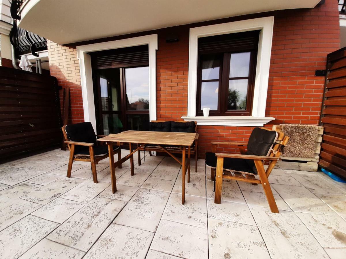 Apartamenty Lubin - Kamieniczka W Centrum Extérieur photo